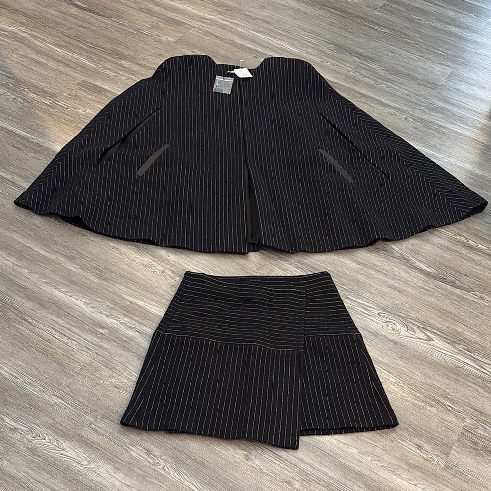Alice + Olivia Black Mini Skater Cape